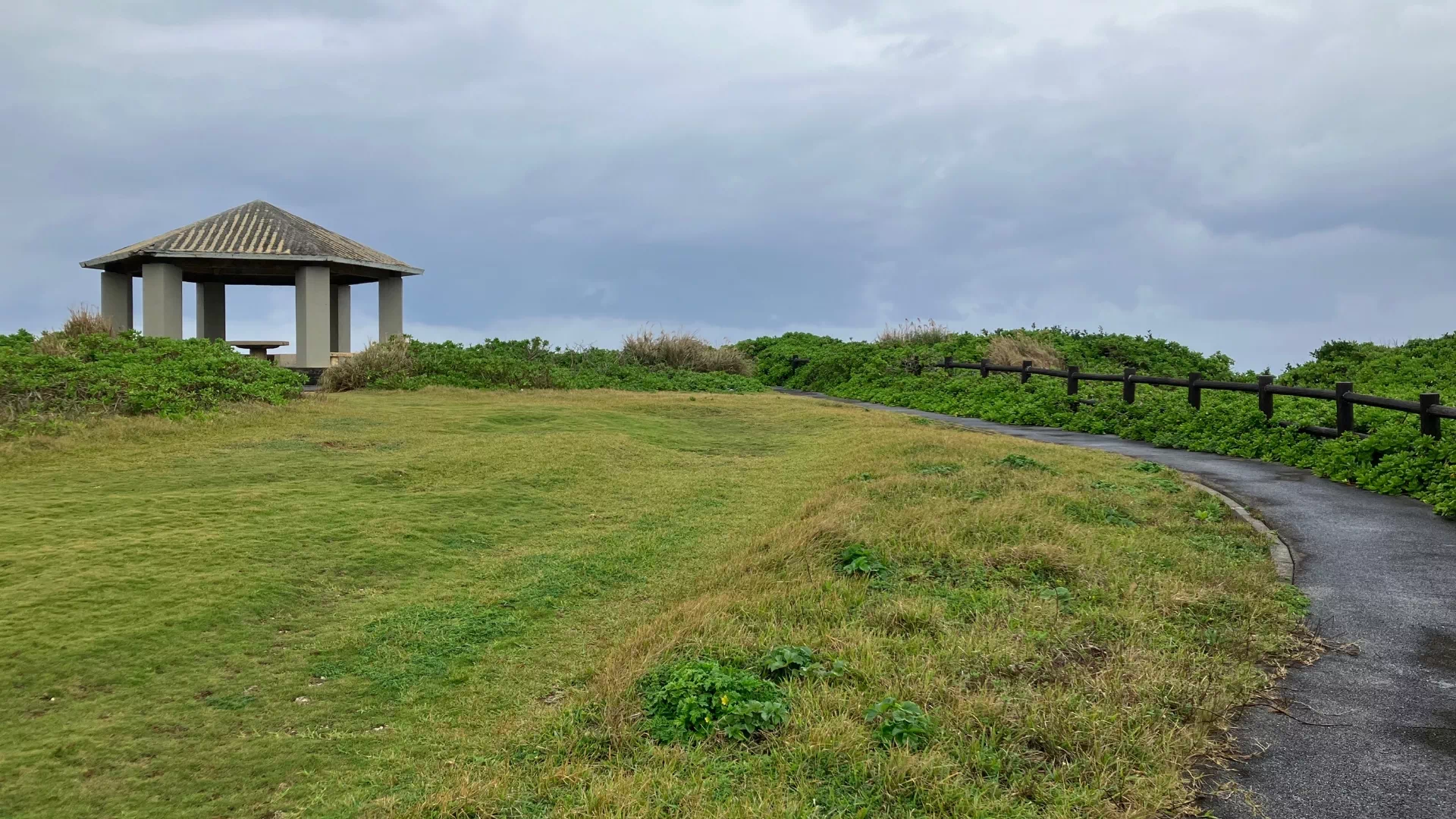 白鳥崎　西海岸公園