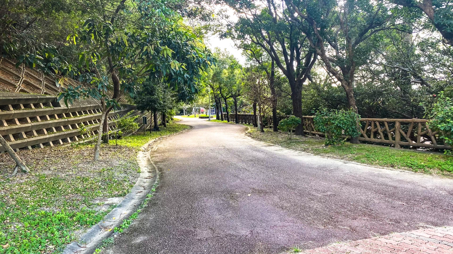 西原運動公園