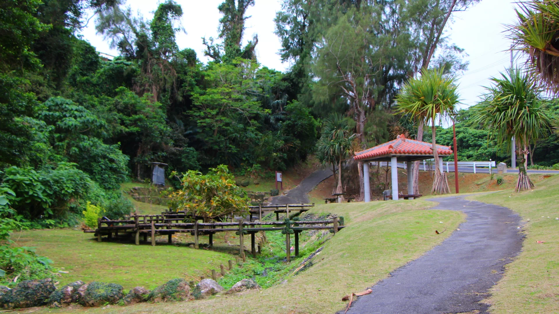 大久保ガー水辺公園