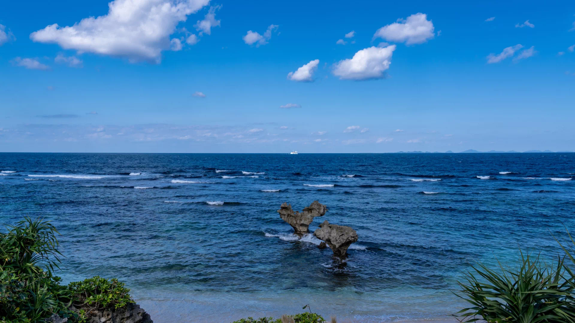 ティーヌ浜（ハートロック）