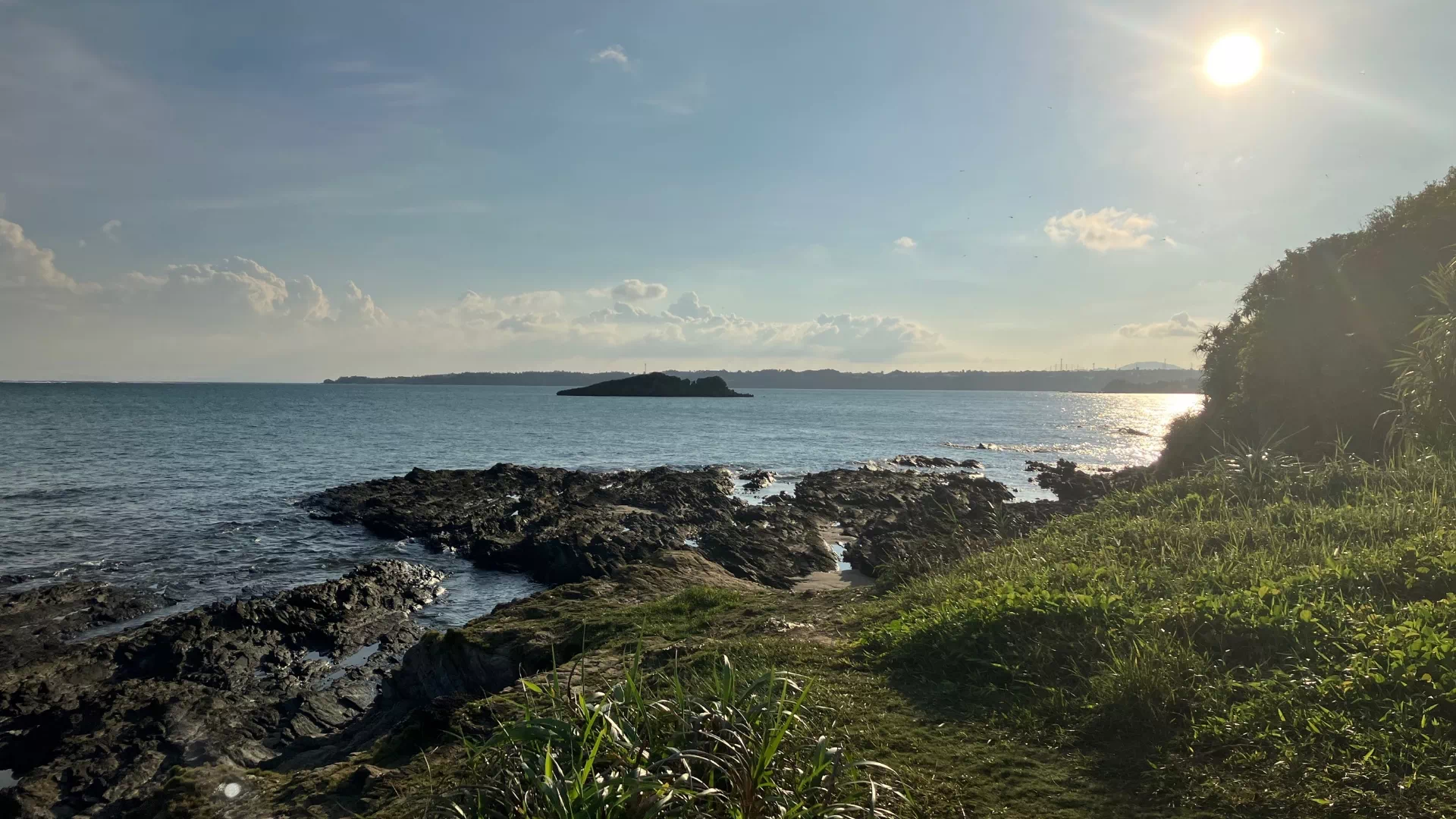 豊原の浜（ワンジタ浜）グラスビーチ