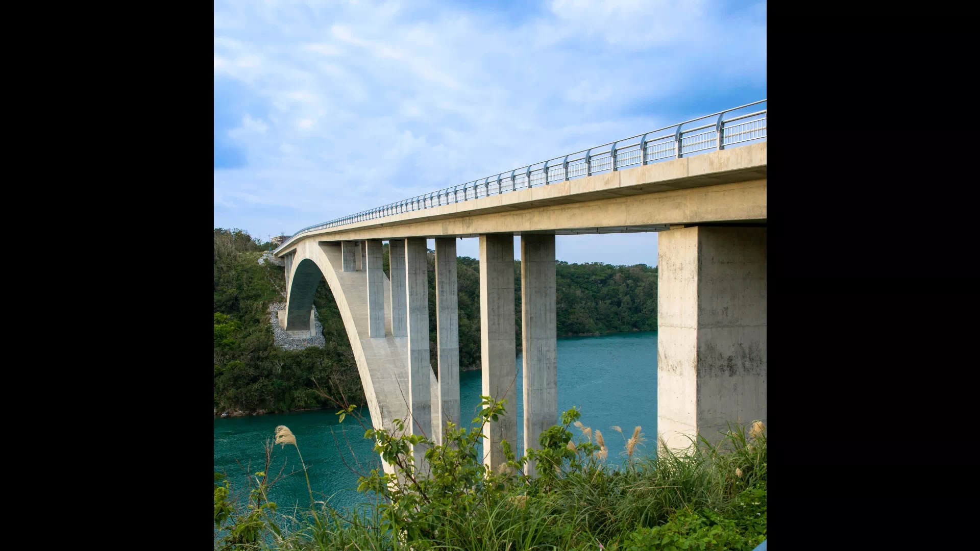 ワルミ大橋